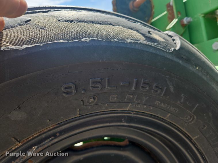 image for item EN8200 Great Plains 2SF24 grain drill