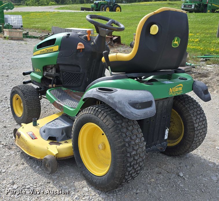 image for item EO1086 2009 John Deere LA175 lawn mower