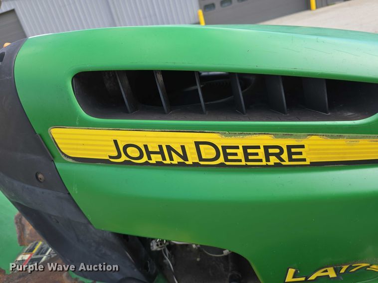 image for item EO1086 2009 John Deere LA175 lawn mower