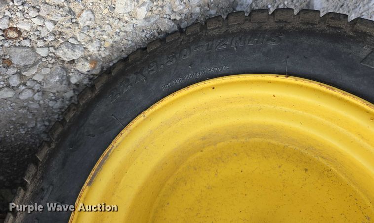 image for item EO1086 2009 John Deere LA175 lawn mower