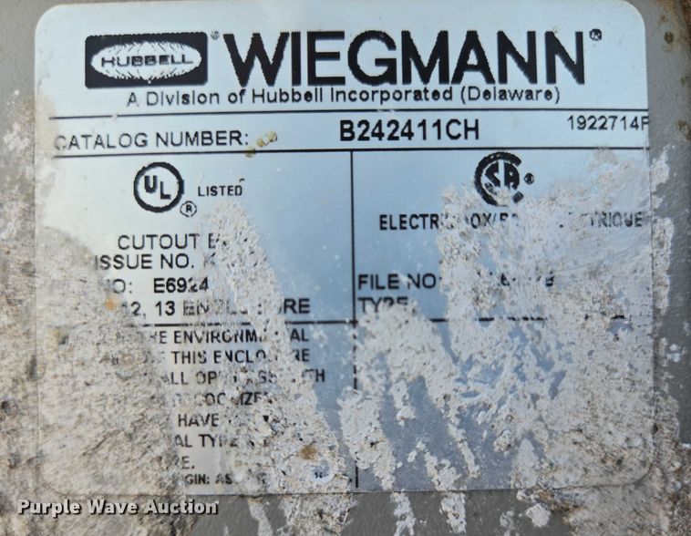 image for item EQ2597 Batch Box 900 feed mixer