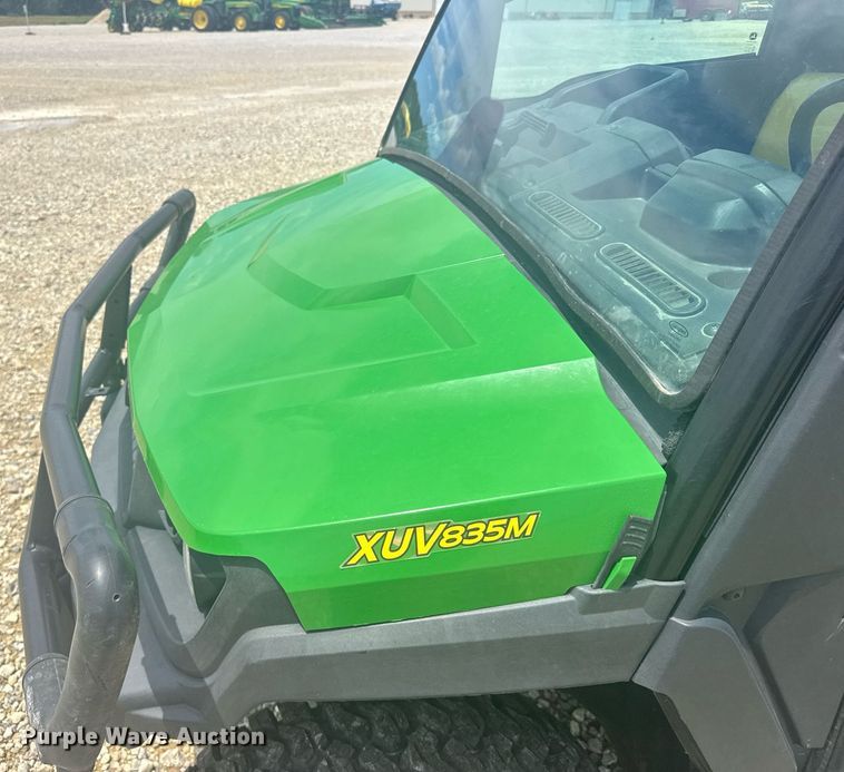 image for item ER2086 2021 John Deere Gator 835M utility vehicle