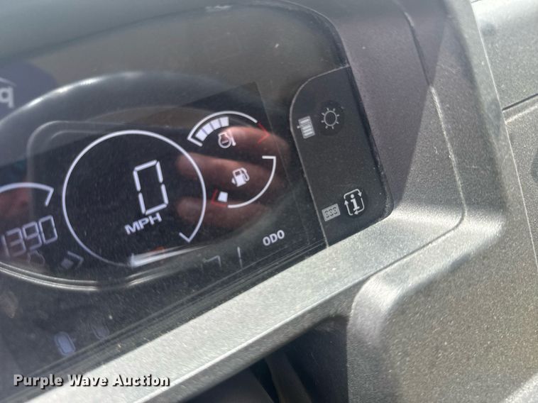 image for item ER2086 2021 John Deere Gator 835M utility vehicle