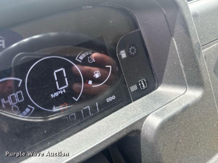 image for item ER2086 2021 John Deere Gator 835M utility vehicle