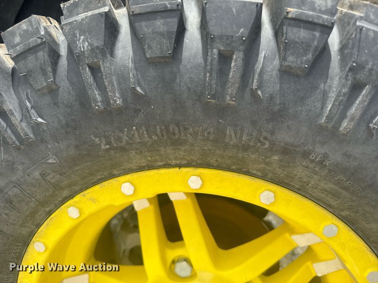 image for item ER2086 2021 John Deere Gator 835M utility vehicle