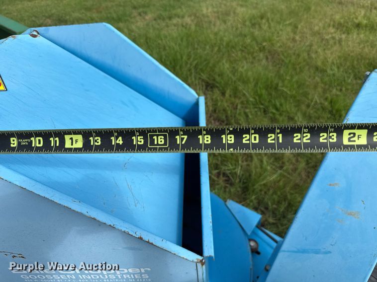 image for item HI9257 Goossen bale chopper