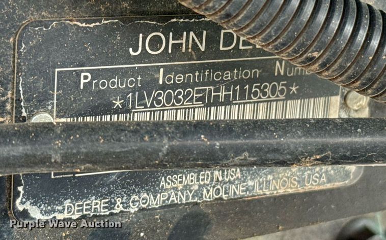 image for item HI9259 2017 John Deere 3032E MFWD tractor