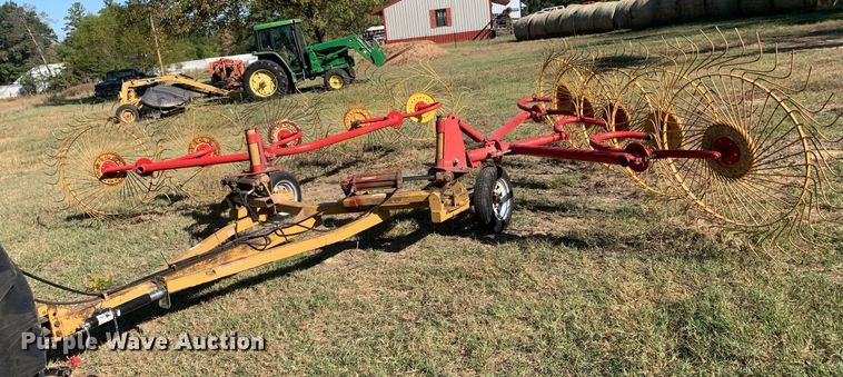 image for item JT9678 Century hay rake