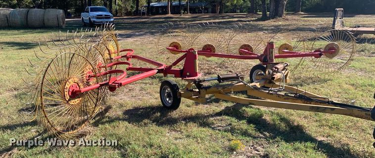 image for item JT9678 Century hay rake