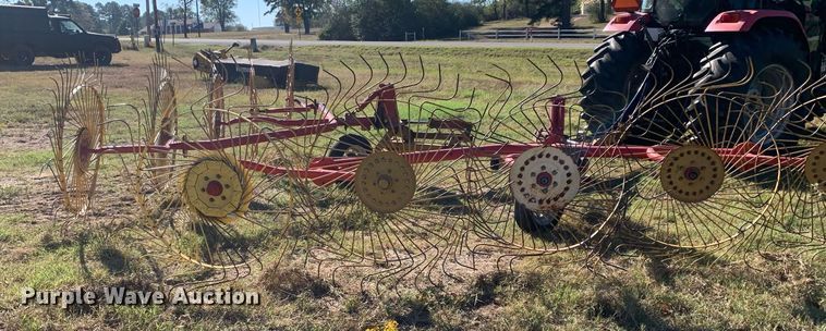 image for item JT9678 Century hay rake