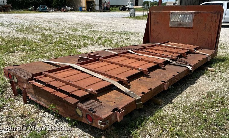 image for item DF8576 Flatbed