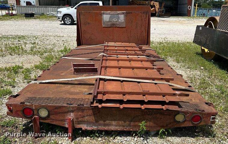 image for item DF8576 Flatbed
