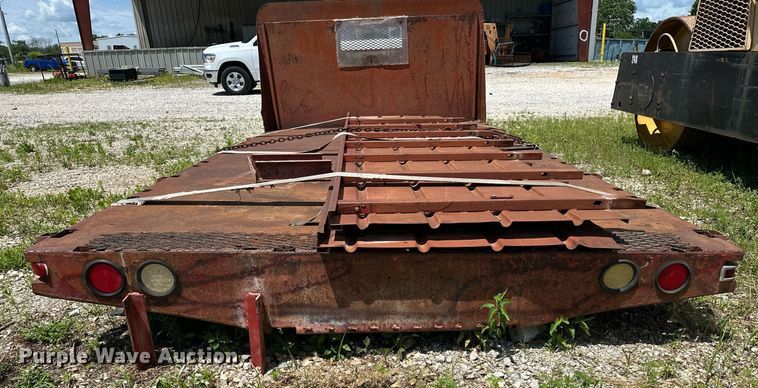 image for item DF8576 Flatbed