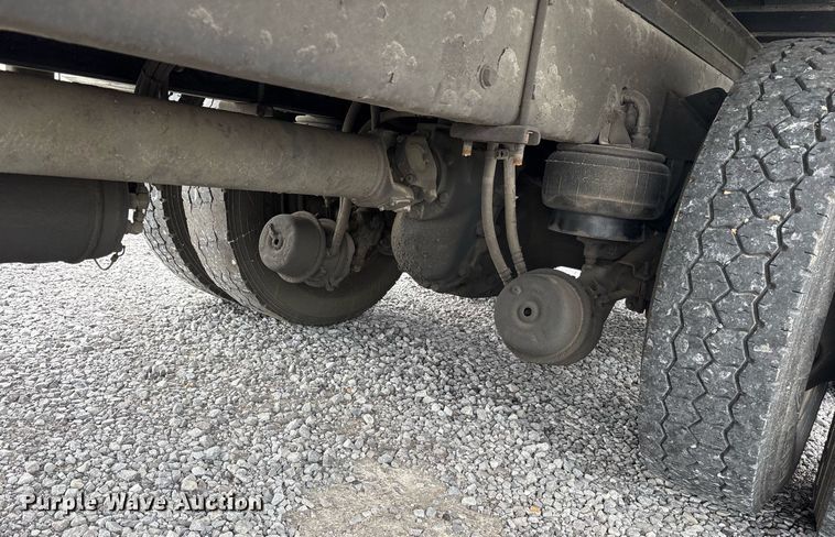 image for item DM1914 2012 Kenworth T800 Series box truck