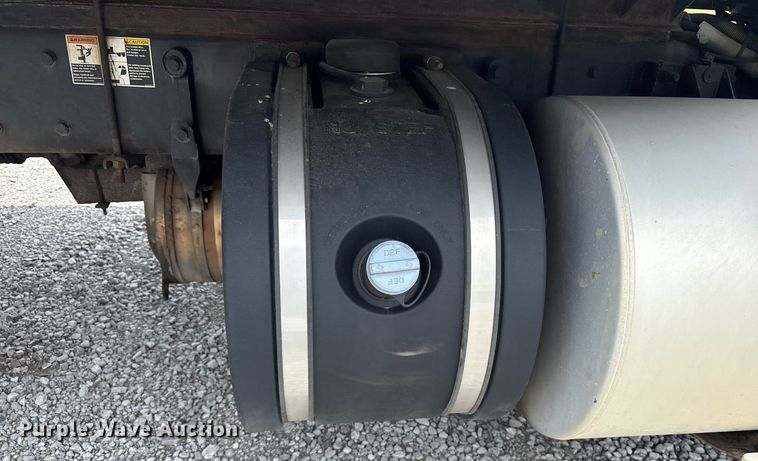 image for item DM1914 2012 Kenworth T800 Series box truck