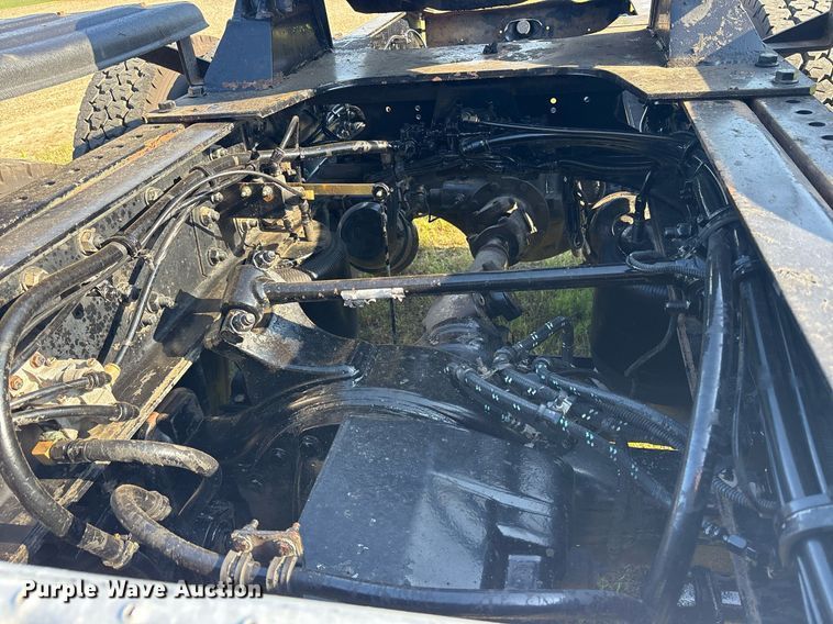 image for item DM1920 2007 Western Star 4900 semi truck