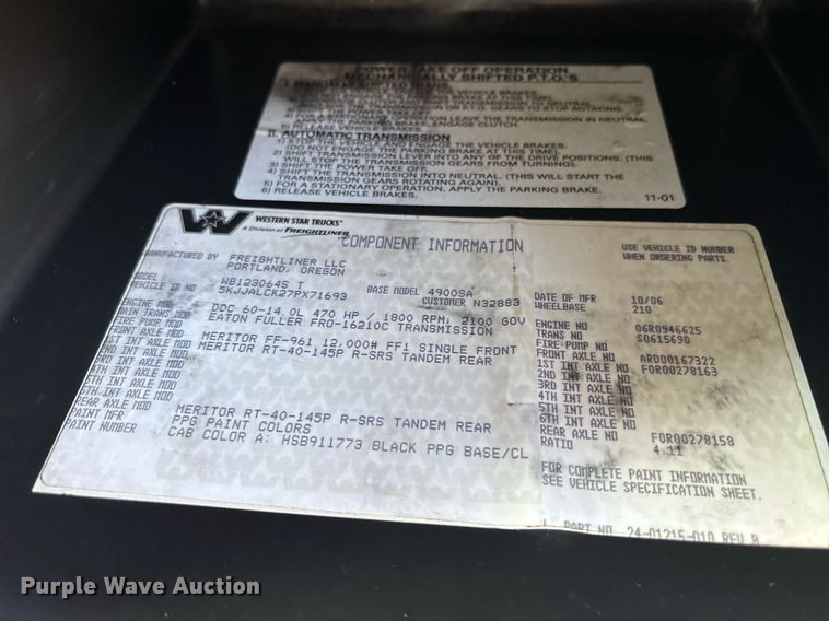 image for item DM1920 2007 Western Star 4900 semi truck