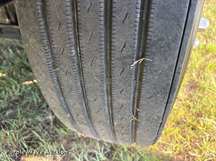 image for item DM1920 2007 Western Star 4900 semi truck