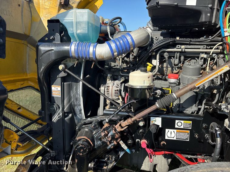 image for item DM1921 2019 Kenworth T680 semi truck