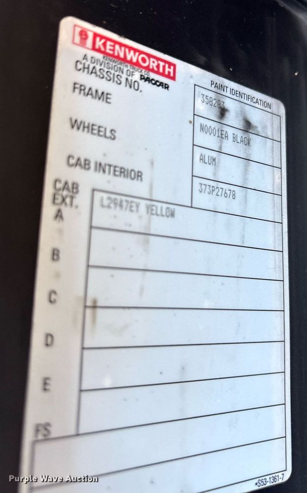 image for item DM1922 2020 Kenworth T680 semi truck