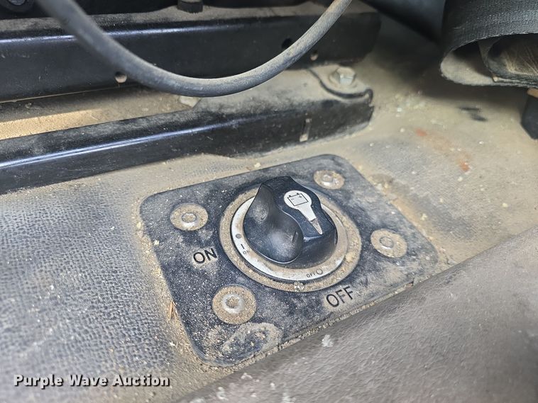 image for item DO7741 2014 Freightliner Cascadia semi truck