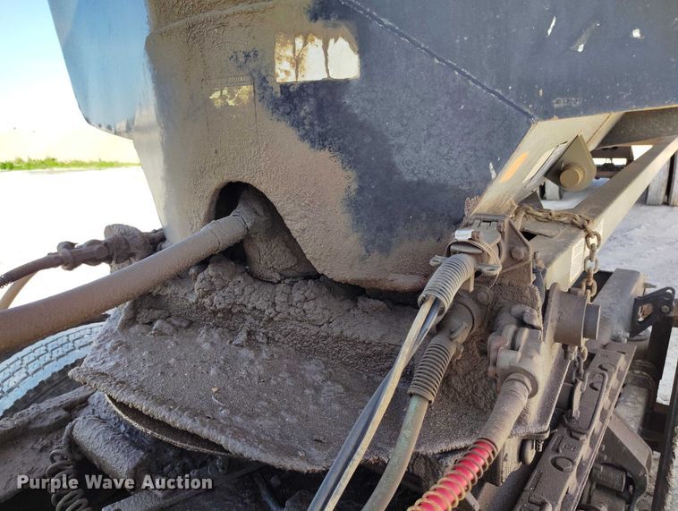 image for item DP4999 2006 Clement Starlite AR end dump trailer