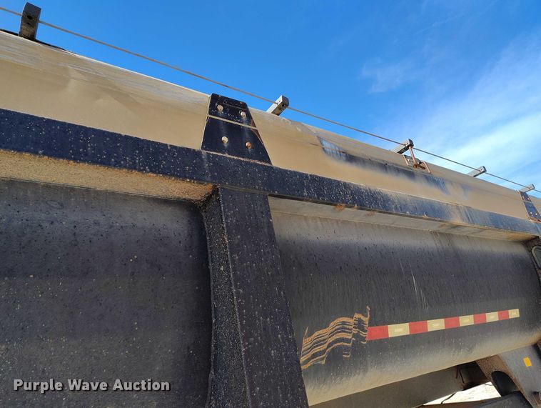 image for item DP4999 2006 Clement Starlite AR end dump trailer