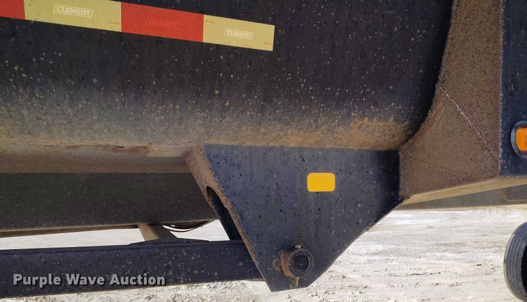 image for item DP4999 2006 Clement Starlite AR end dump trailer