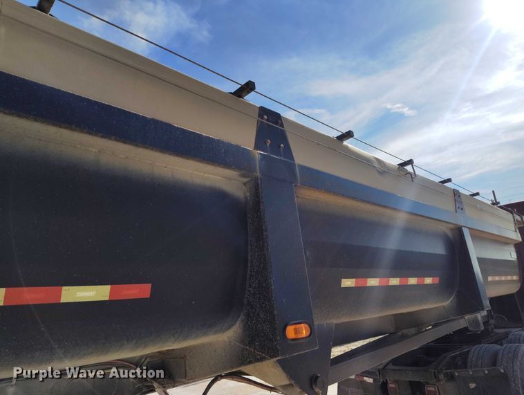 image for item DP4999 2006 Clement Starlite AR end dump trailer