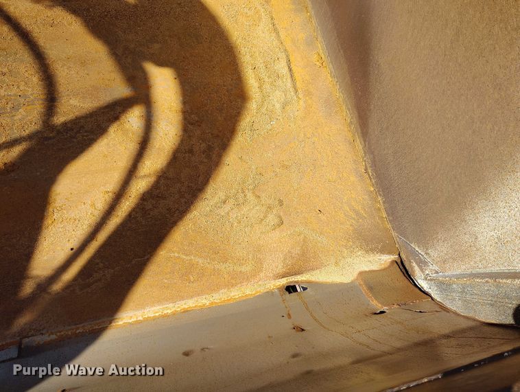 image for item DP4999 2006 Clement Starlite AR end dump trailer