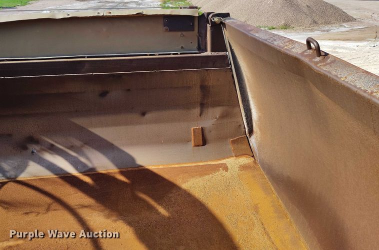 image for item DP4999 2006 Clement Starlite AR end dump trailer