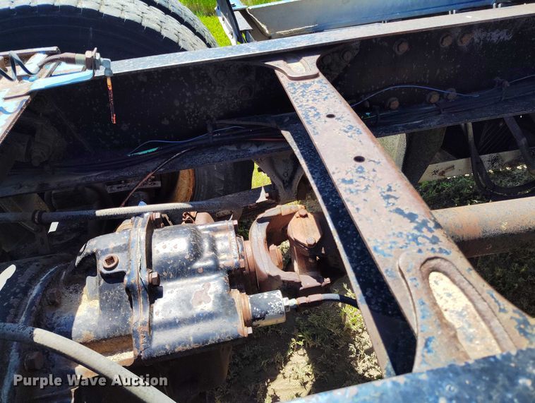 image for item DP5009 1993 Freightliner FLD semi truck