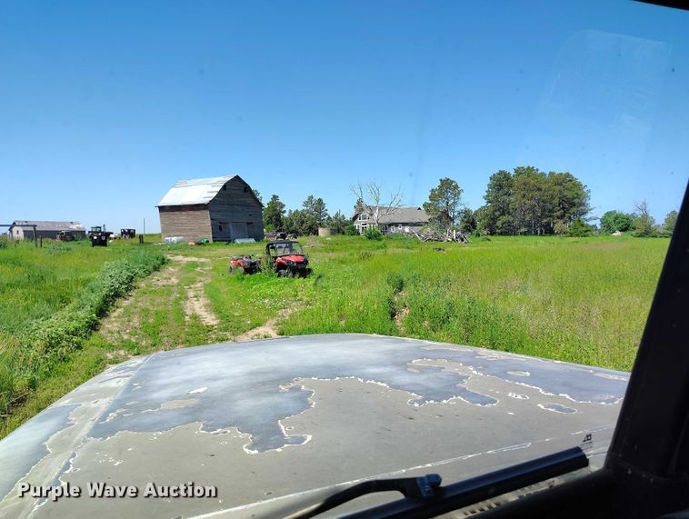 image for item DP5009 1993 Freightliner FLD semi truck