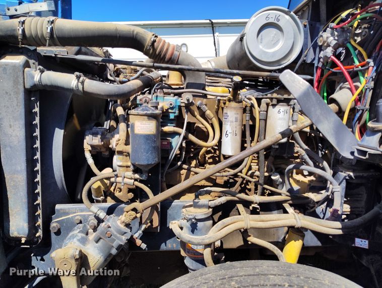 image for item DP5009 1993 Freightliner FLD semi truck