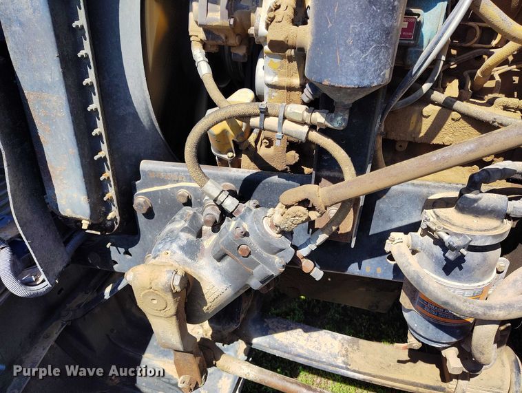 image for item DP5009 1993 Freightliner FLD semi truck