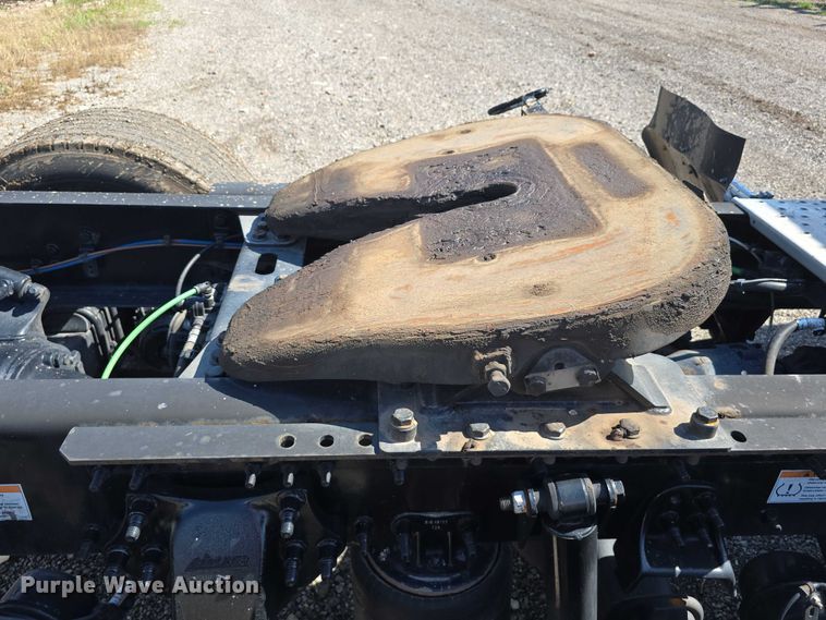 image for item DR3777 2021 Freightliner Cascadia 126 semi truck