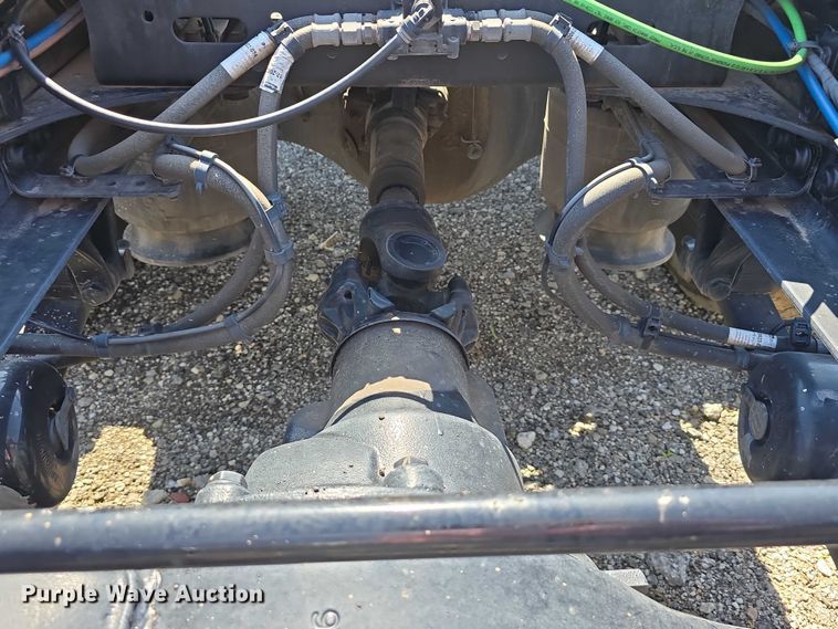 image for item DR3777 2021 Freightliner Cascadia 126 semi truck