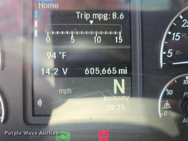 image for item DR3777 2021 Freightliner Cascadia 126 semi truck