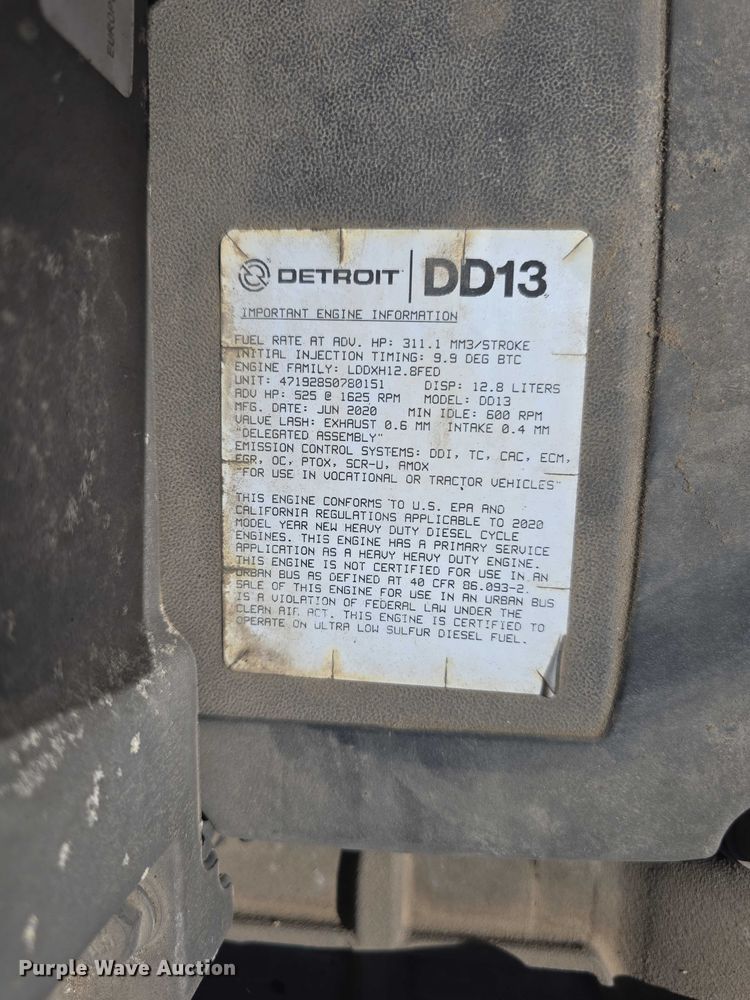 image for item DR3777 2021 Freightliner Cascadia 126 semi truck