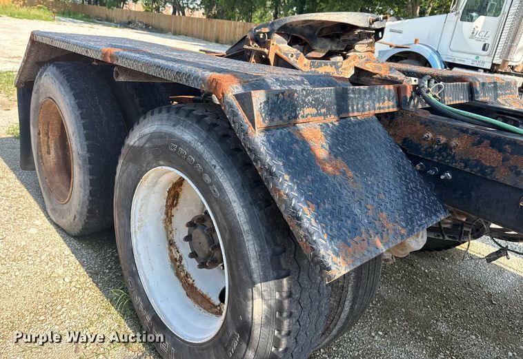 image for item DS3757 Truck parts