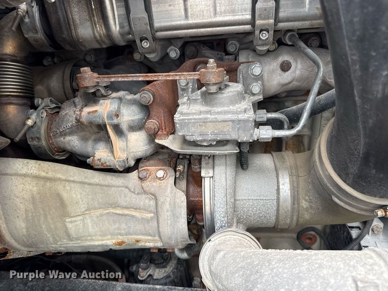 image for item DS3759 2011 Freightliner Cascadia semi truck