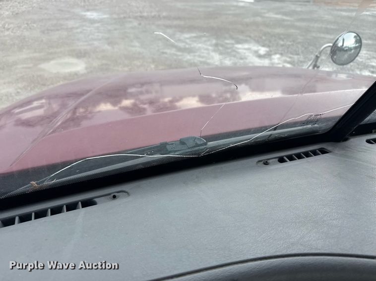 image for item DS3760 2007 Freightliner Columbia semi truck