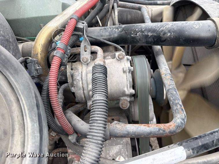 image for item DS3760 2007 Freightliner Columbia semi truck