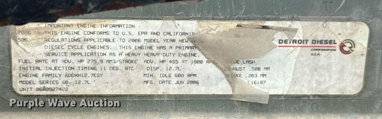 image for item DS3761 2007 Freightliner Columbia semi truck