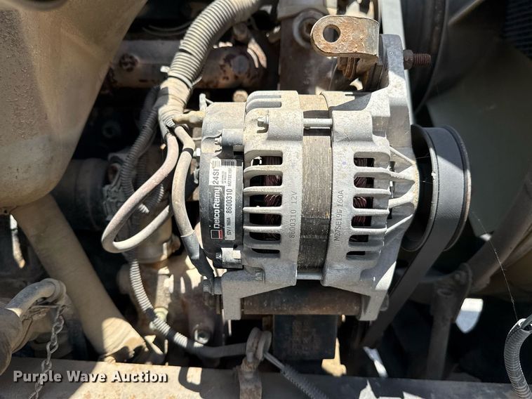 image for item DS3765 1996 Volvo WG semi truck