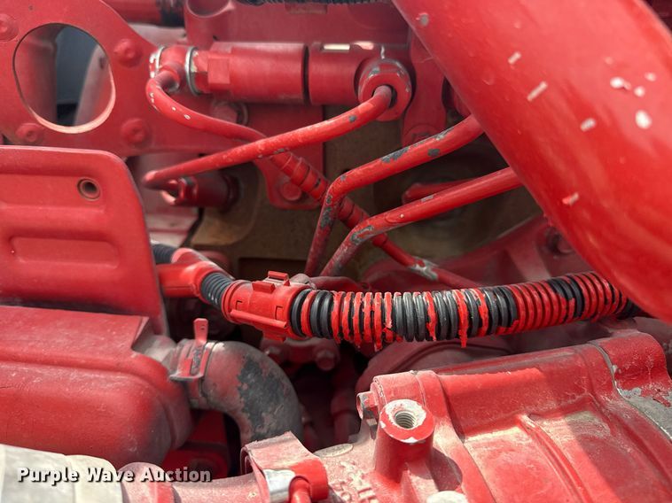 image for item DS3792 2020 Peterbilt 389 semi truck