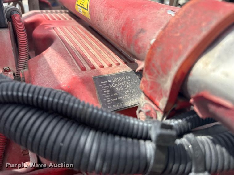 image for item DS3792 2020 Peterbilt 389 semi truck