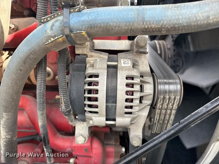 image for item DS3792 2020 Peterbilt 389 semi truck