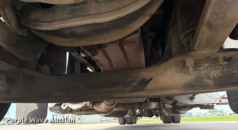 image for item DS3792 2020 Peterbilt 389 semi truck