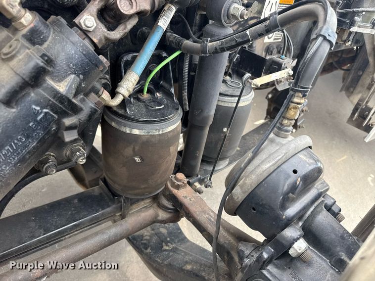 image for item DS3792 2020 Peterbilt 389 semi truck